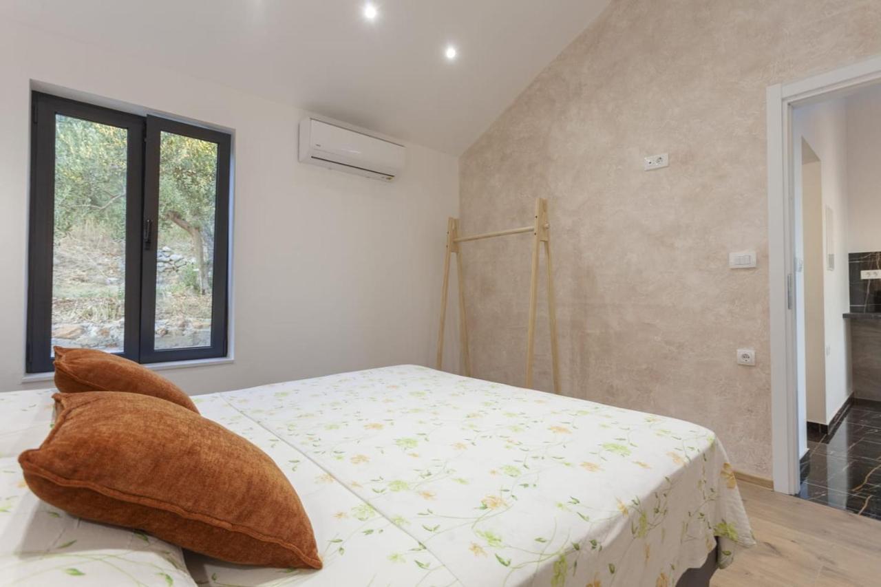 Olive Lounge House Počitniška hiša